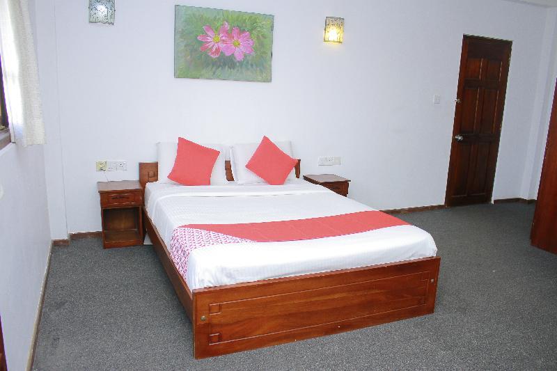 Sobaya Hotel Kandy Bagian luar foto